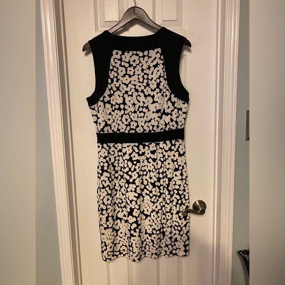 Banana Republic stretch dress size XL - Picture 2 of 3
